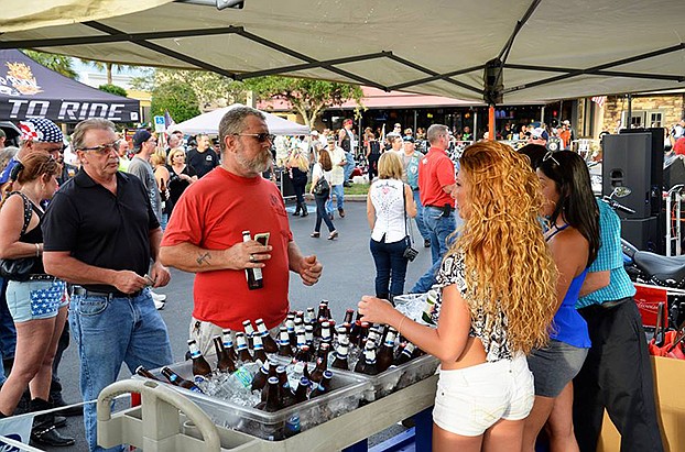 10711300_10203360970759759_703889424_n