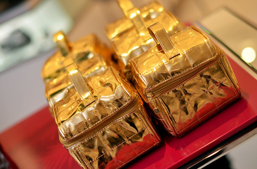 Guests receieved a variety of gifts during Saks Fifth Avenue Sarasotaâ€™s beauty event â€˜Brushes with Greatnessâ€™ benefiting Art Center Sarasota.