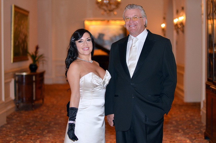 Honorary Co-Chairs Margo Rey and Ron White