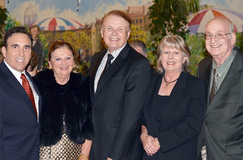 Brian Lipton with Co-Chairs Renee Hamad, Dr. Larry Thompson and Sheila and Jules Rose