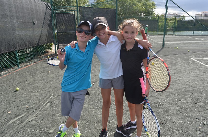 Pablo, Regina and Andrea Fuentes, all 11