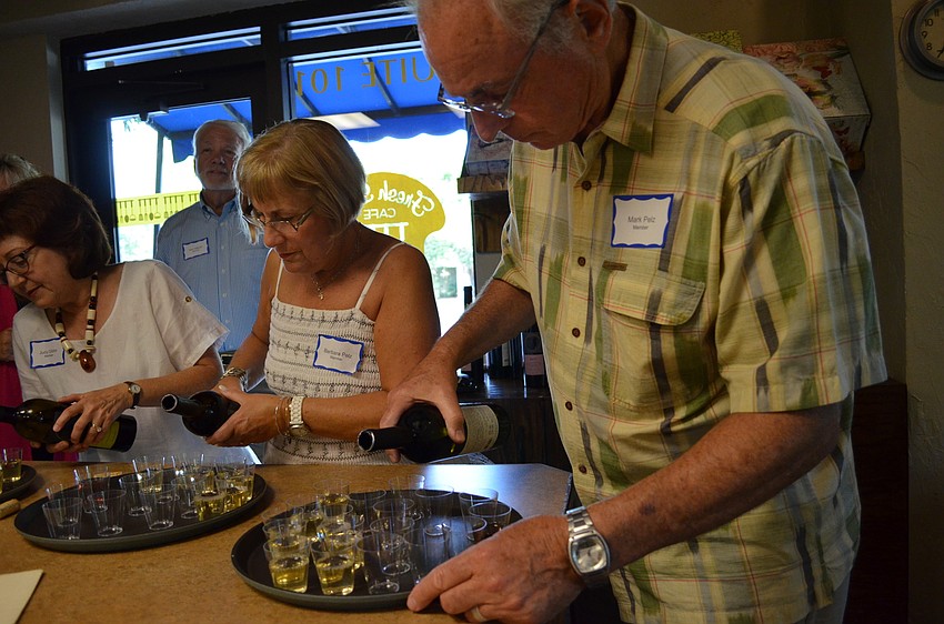 Marc Pelz pours a sauvignon blanc and chardonnay blend from Binyamina Yogev Wines.