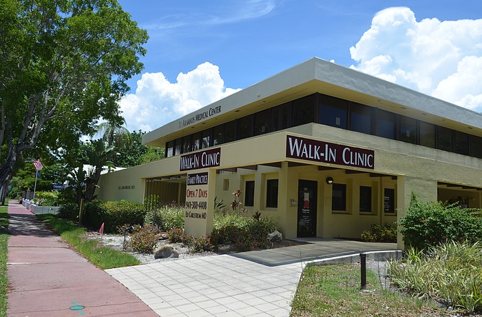 Sarasota Memorial Hospital estimates a St. Armandâ€™s facility could treat at least 9,000 patients annually.