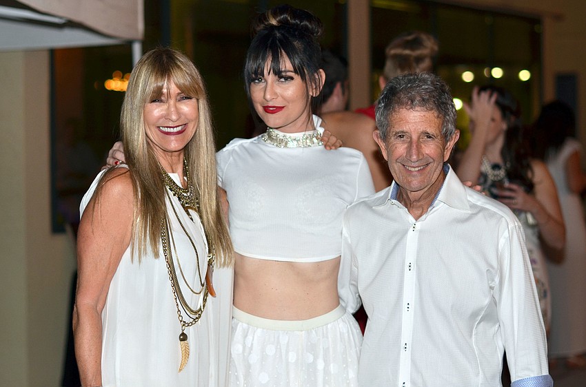 Lynn, Zara and Richie Barrie