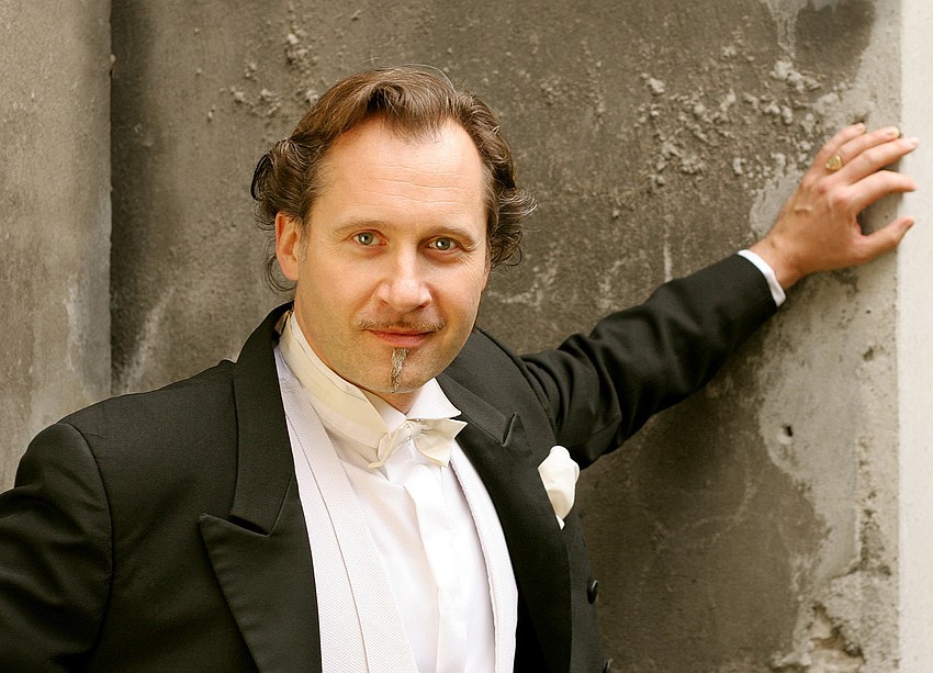 Eckhart Wycik will conduct 