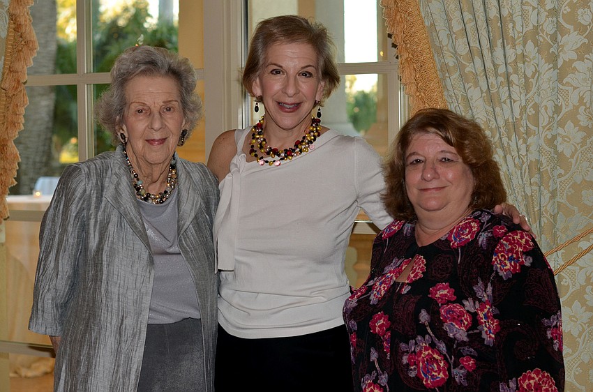 Dorothy and Sue Jacobson with Rose Chapman