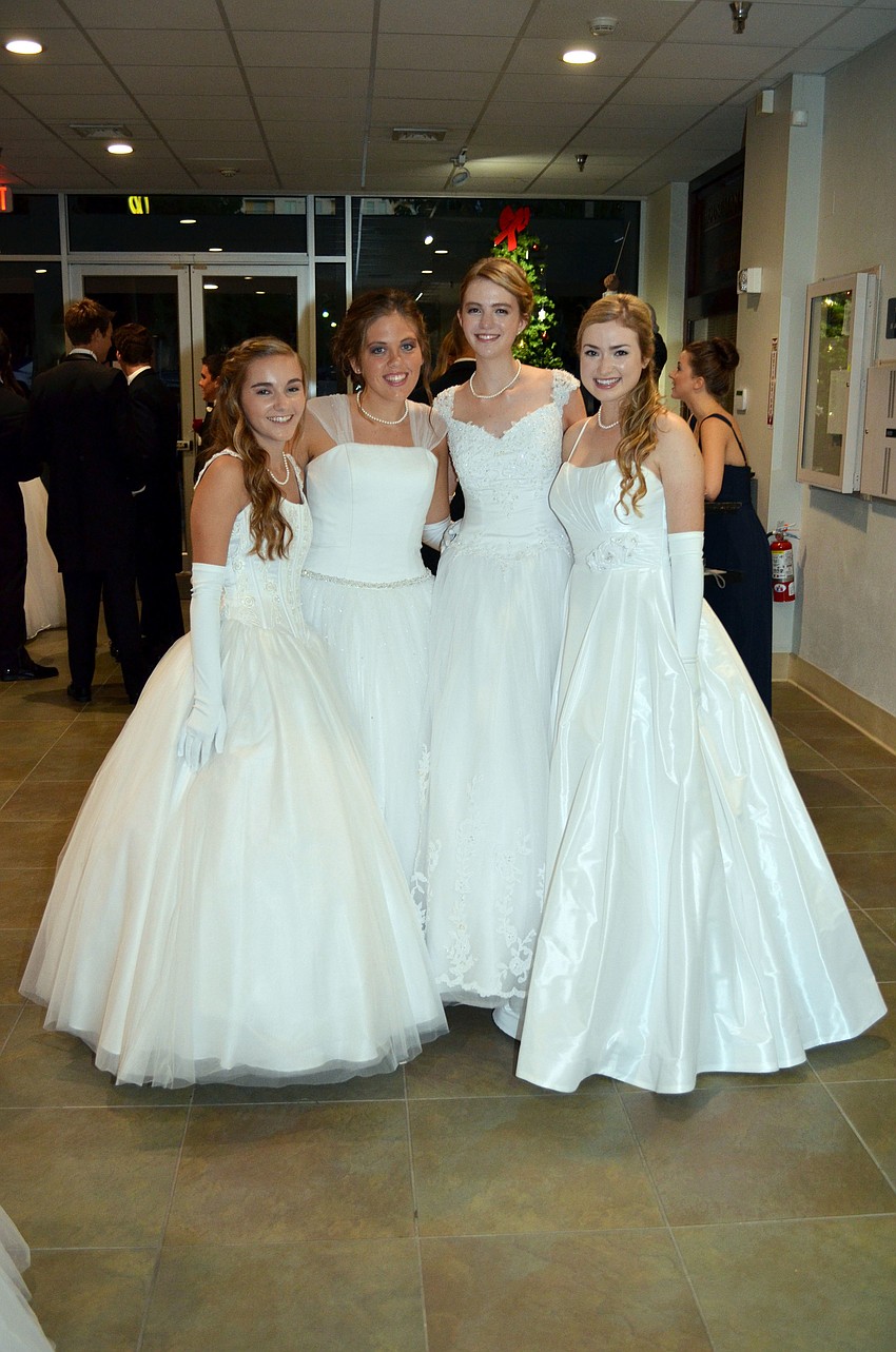 Jessica Lonas, Bianca Tengerdy, Stephanie Hagan and Kristin Kochevar