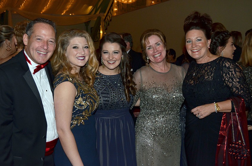 Dan, Kristin and Kelly Pacifico, Sue Memminger and Colleen Pacifico