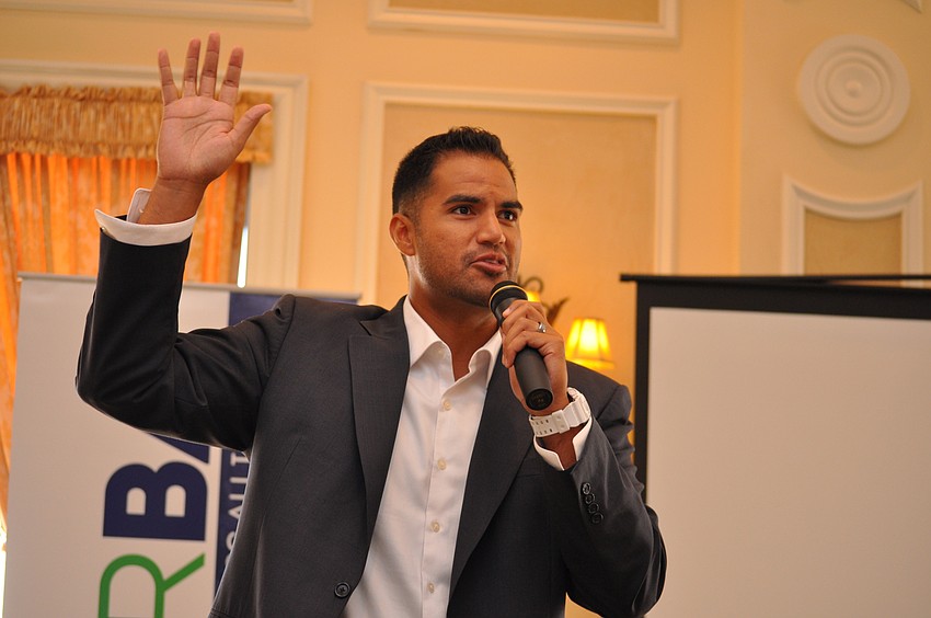 Justin Su'a coaches professional athletes, among others, on how to gain confidence, overcome stress and other mental challenges.