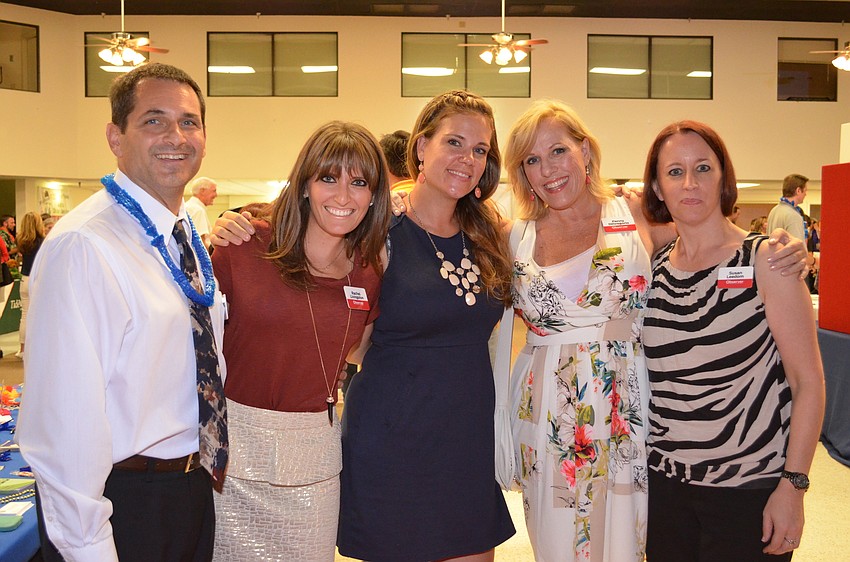 Mike Petruzzi,Rachel Livingston, Beth Jacobson, Penny DiGregorio and Susan Leedom from the Observer Media Group.
