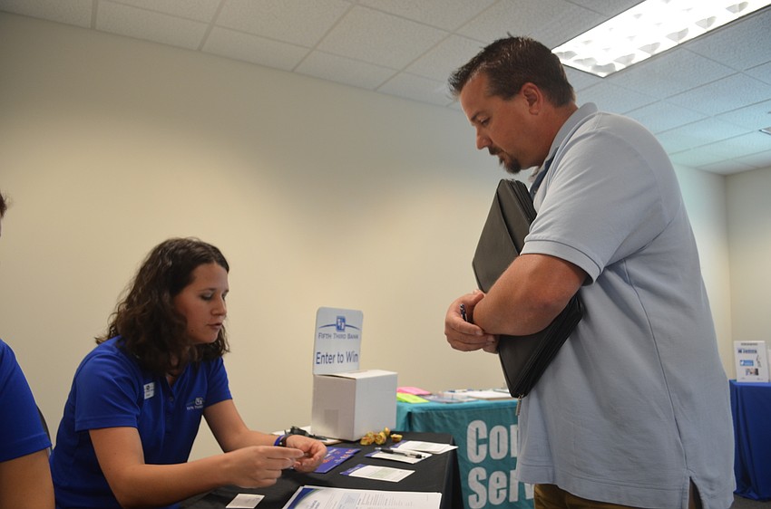 Susan Clouser and Paul Berg discuss career options at 5/3 bank.
