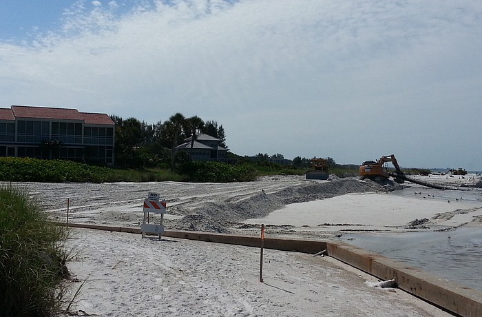 A survey of a wastewater pipeline underneath Sarasota Bay will be performed next year.