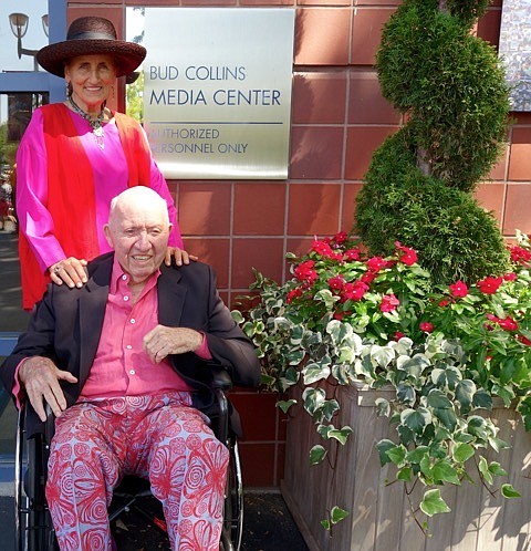 Bud Collins and his wife, Anita Ruthling Klaussen, in front of the newly dedicated Bud Collins Media Center at the U.S. Open.