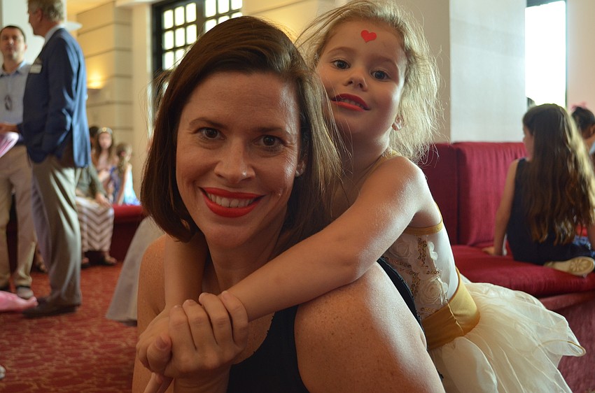 Anna Vongehr and her daughter Dottie