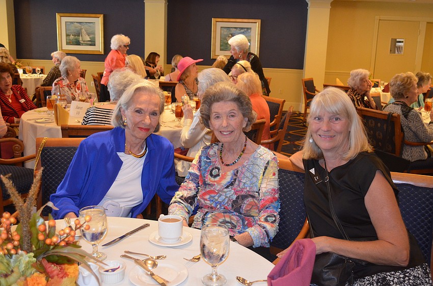Mary Lou Thomas, Alice Rau and Dee Kropf