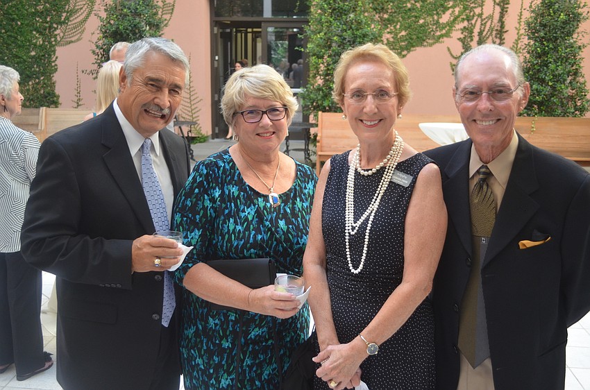 Jose and Joan Uranga and Barbara and Robert Swan