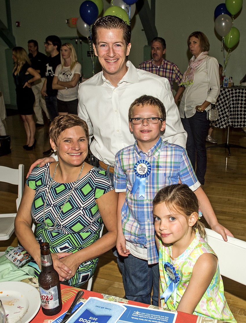 Jeff Benninghoff with wife and children
