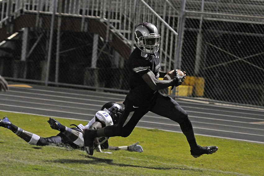 Areon Green scored Riverview's first touchdown on a 10-yard run in the first quarter.