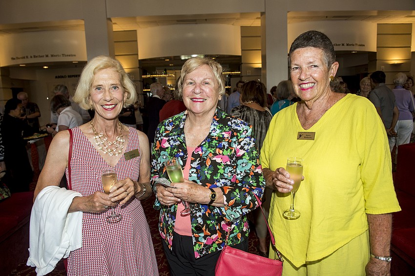 Diana Cable, Suzanne Freund and Anne Roberts