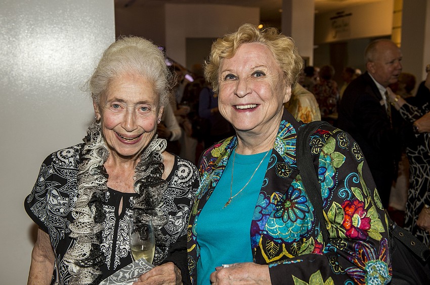 Eva Slane, Nancy Lee