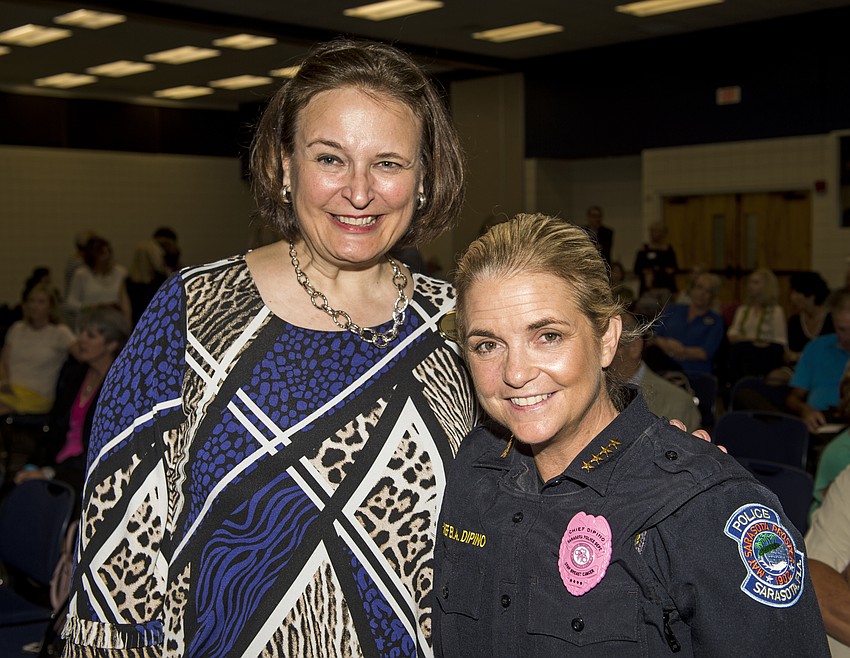 Susan Jackewicz with SPD-Chief Bernadette diPino
