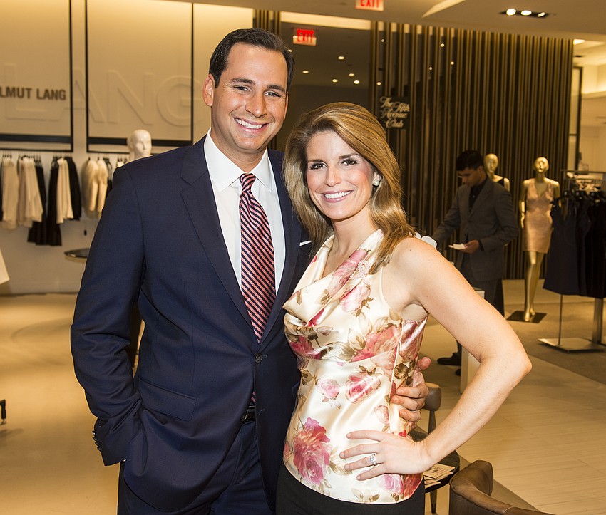 Max Winitz, Hayley Wielgus