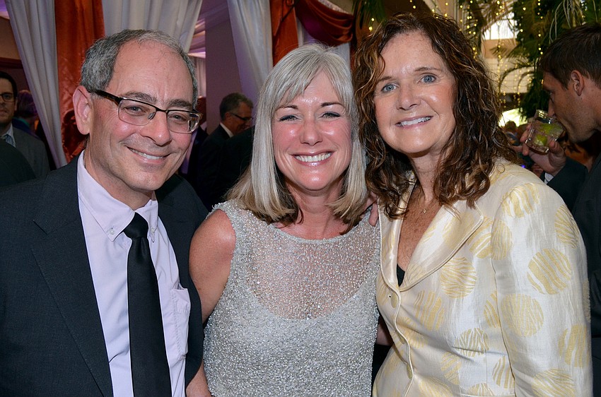 Bob and Sarah Stern with Co-Chair Sharyn Weiner