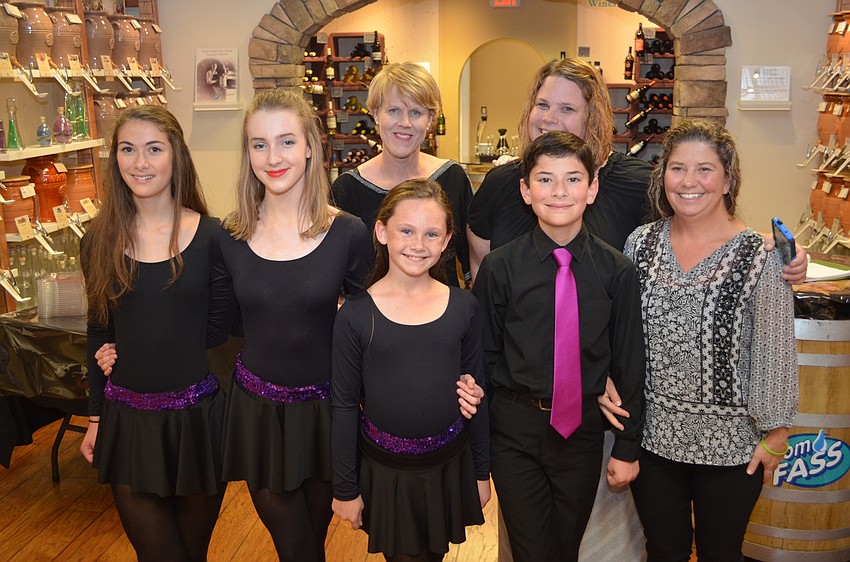 Natalie King, Emma Kline, Karen Kline, Molly McWilliams, Kelly McWilliams, Will King and Tammy King