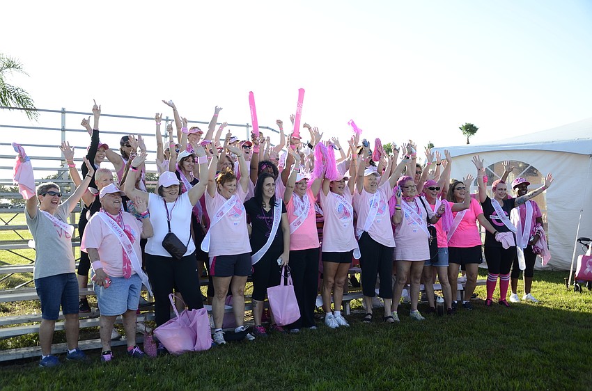 All the survivors in attendance took a photo together.