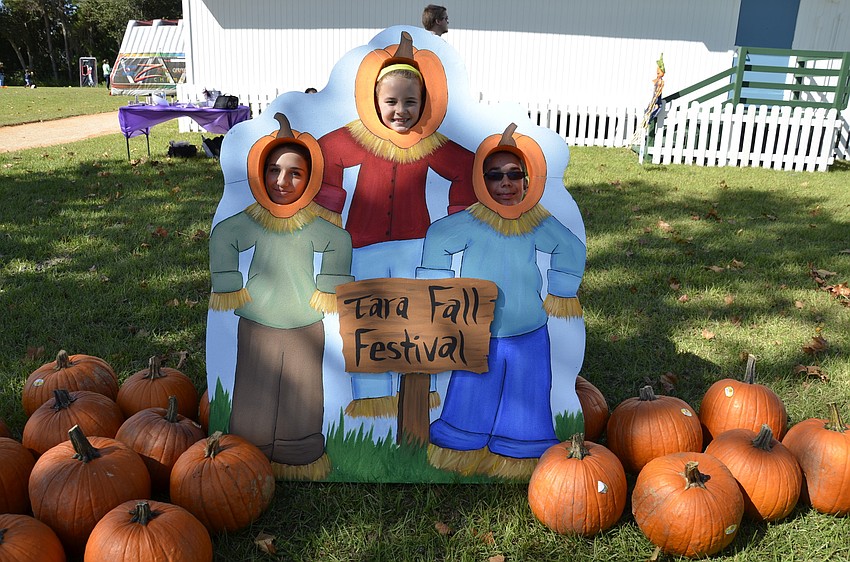 Dana Towell, Brooklyn McCutchan and Matt Stamos