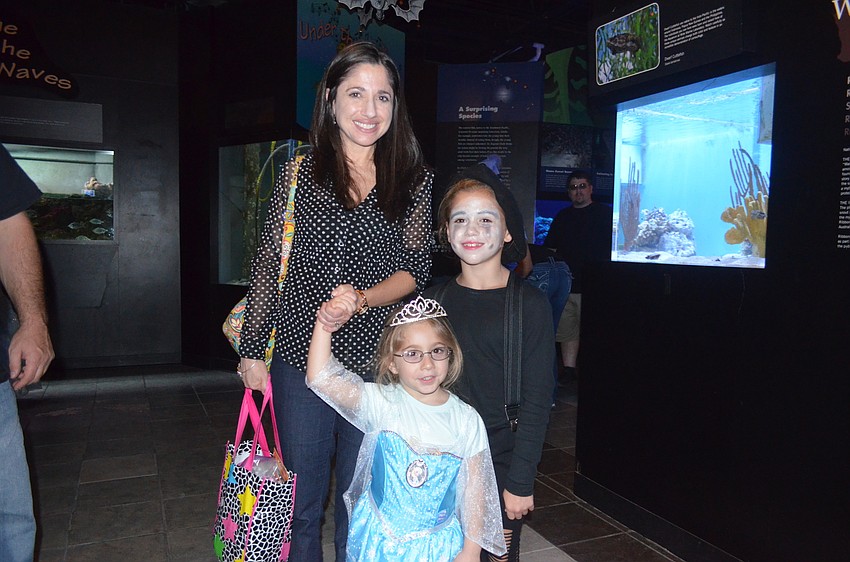 Angela and Mila Feo, 4, and Gianna Gregoire, 7