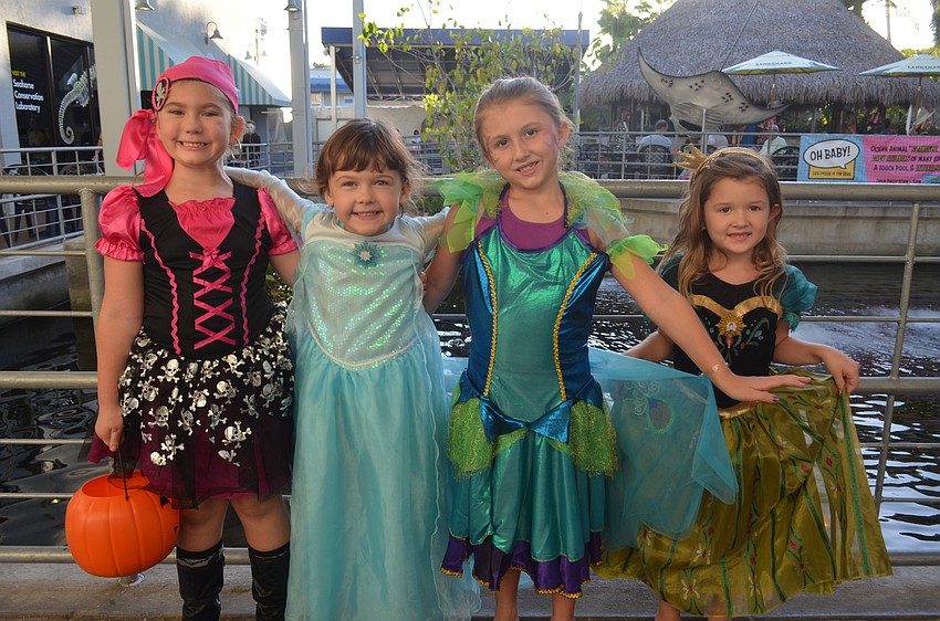 Hunter McGrath, 6, Makayla Thompson, 6, Erin Noe, 7, Jayden French, 5