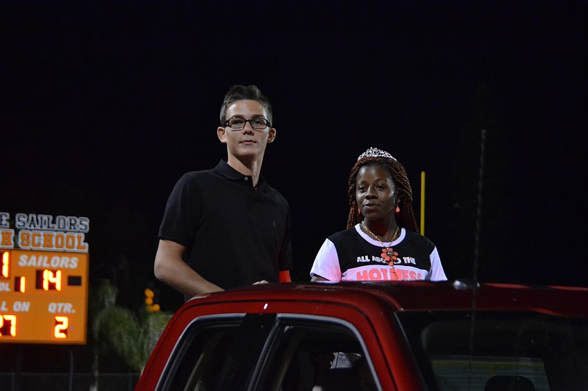 Freshmen class prince and princess Avery Kyser and Jacara Wright.
