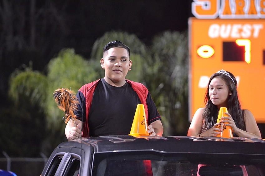 Sophomore prince and princess Oziel Zambrano and Yesinia Mondragon.