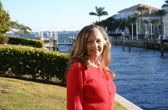 Commissioner Lynn Larson wants to discuss a canal neighborhood watch program in Country Club Shores at the regular workshop in November.