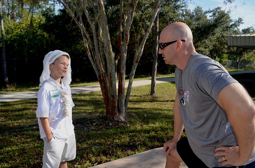 Christopher Martin told Caleb Hynson about the life and achievements of Benjamin Franklin.