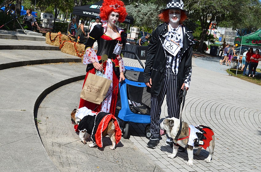Jaime and Adam Still alongside winners of the Owner/Dog Look-a-like category Shiva and Chubbs.