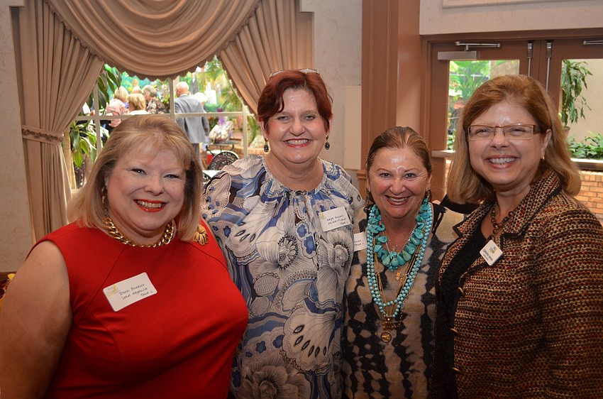 Debbi Benedict, Gayle Guynup, Renee Hammond and Catherine Vernon