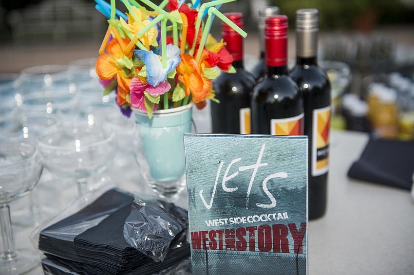 Fantastic event decor by Laura Wood with Florals by Becki Creighton and Flowers by Fudgie