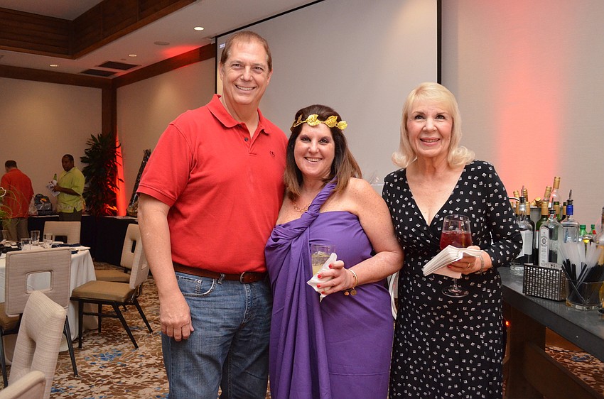 Riverview High School alumni Bill Mariotti  '78, Carol Hochman Dierksen '78 and Julie Rohr McHugh '64