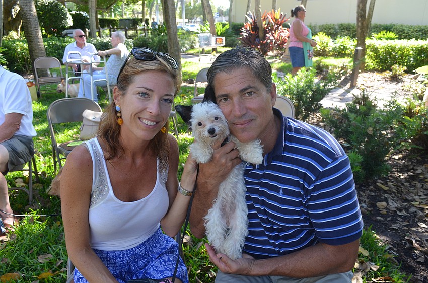 Heidi and Jerry Wells with Bella, 1