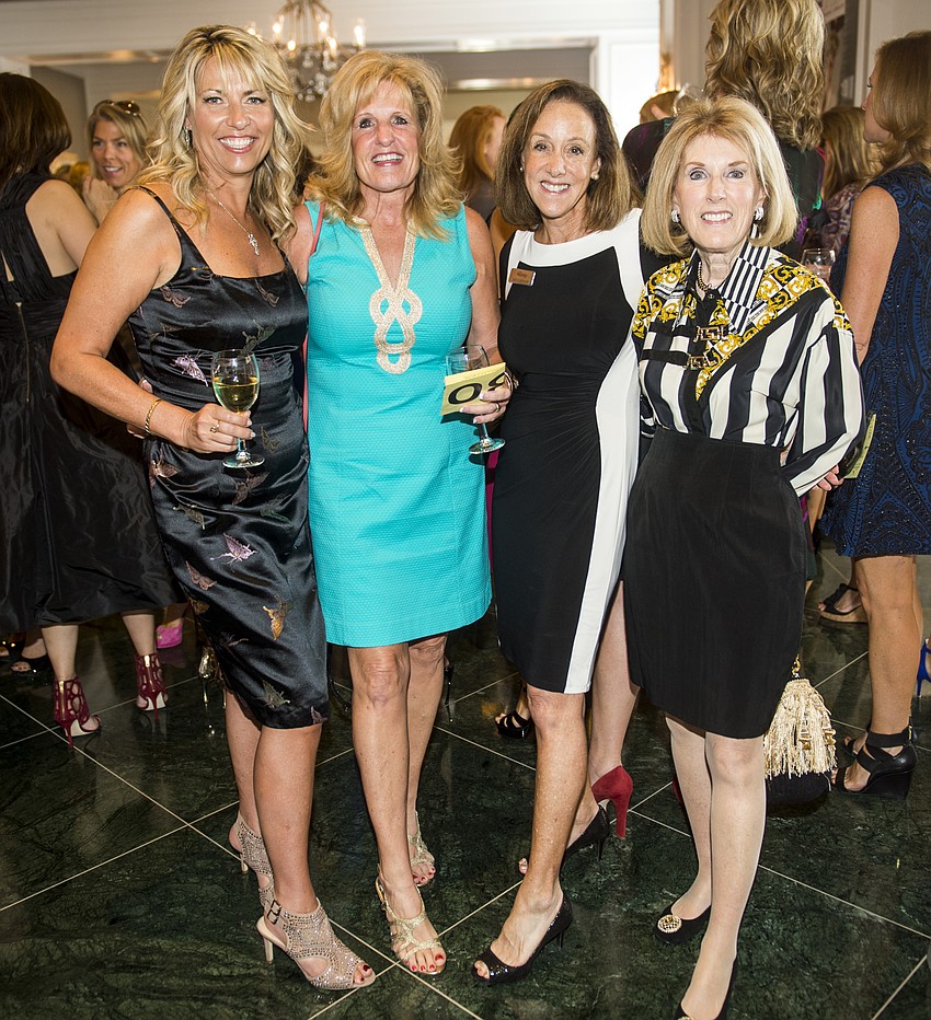 Marilyn Borysek, Stephanie Puzzo, Deb Kabinoff and Lois Lucek