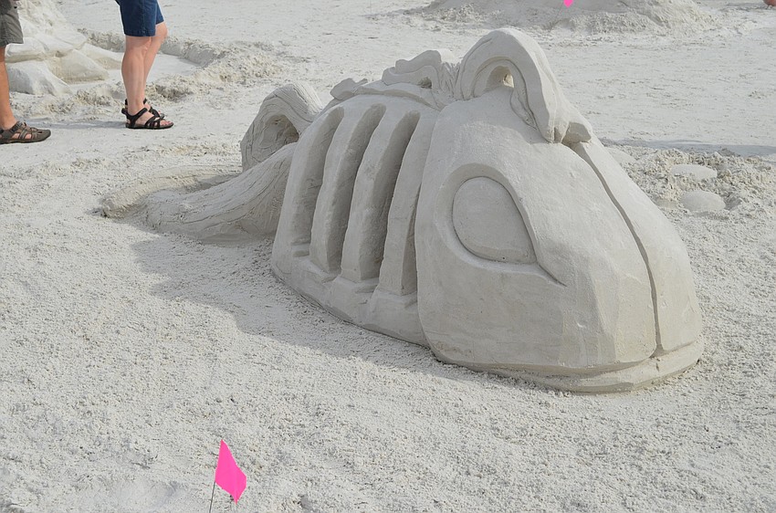 Damon Meri won 2nd place in the Amateur Competition with One Fish, Two Fish.