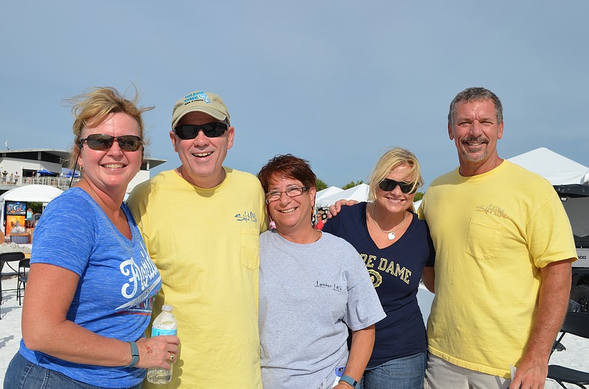 Melody Kolb, Mike and Rosemarie Long with Brenda and Don Kidd