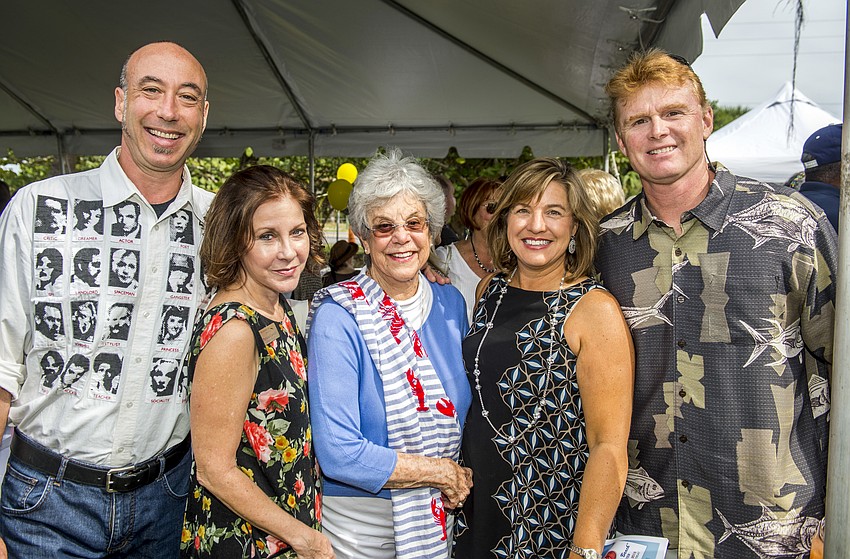 Danial Nord, Patricia Caswell, Babs Taliaferro with Susan and Charles Hines