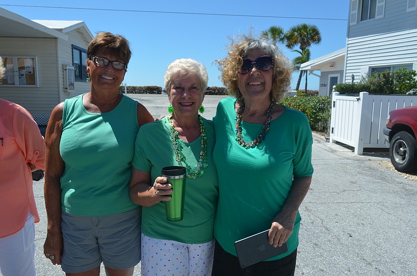 Barbara Bruce, Diane Lapinski and Maggie Hagan