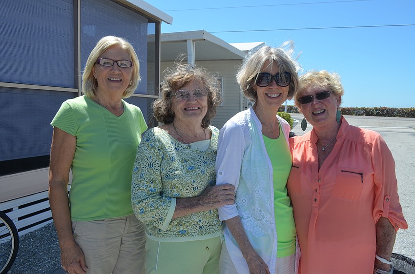 a Ogburn, Rita Draveling, Noreen O’Malley and Marilyn Chapin