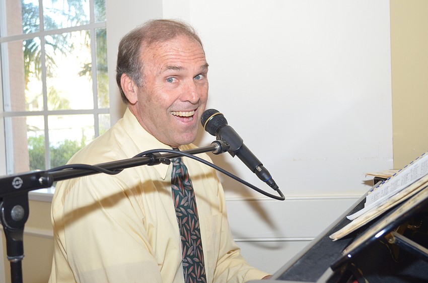 Pianist Eddie Tobin played classic Irish songs like “Patty O’Neil” and “A Little bit of Heavan (Shure they call it Ireland).”