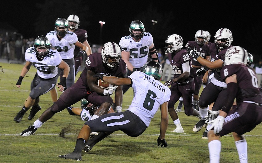Braden River running back DeShaun Fenwick rushed for 57 yards and a touchdown.