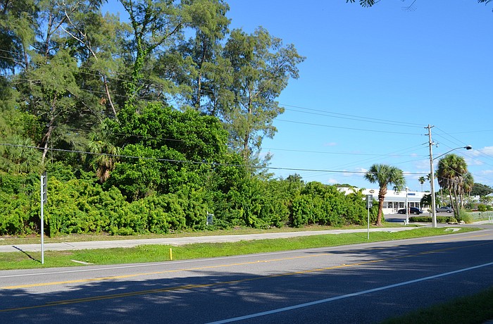 The properties Floridays Develop Co. seeks to turn into a hotel encompasses approximately 1.5 acres of land between Whitney Beach Plaza and the vacant bank building on Gulf of Mexico Drive at 6960 Gulf of Mexico Drive.